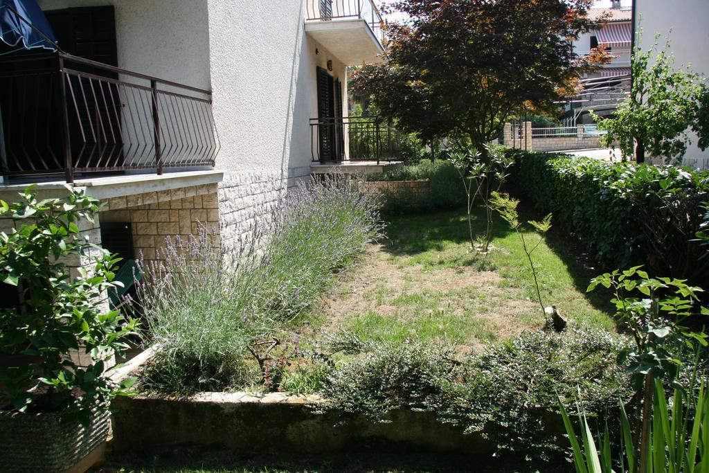 Pineta House Vidos Apartment Porec Exterior photo