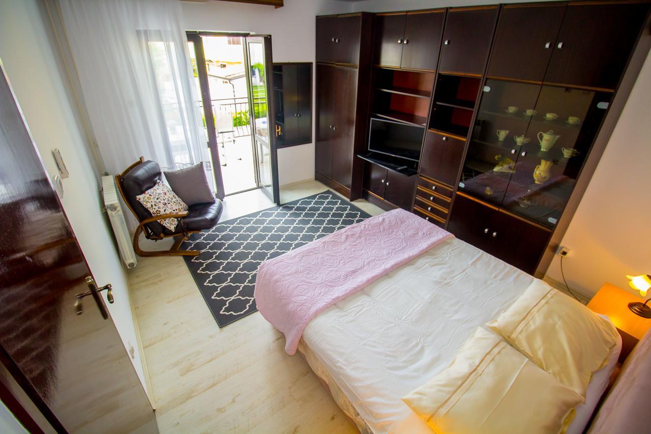 Pineta House Vidos Apartment Porec Exterior photo